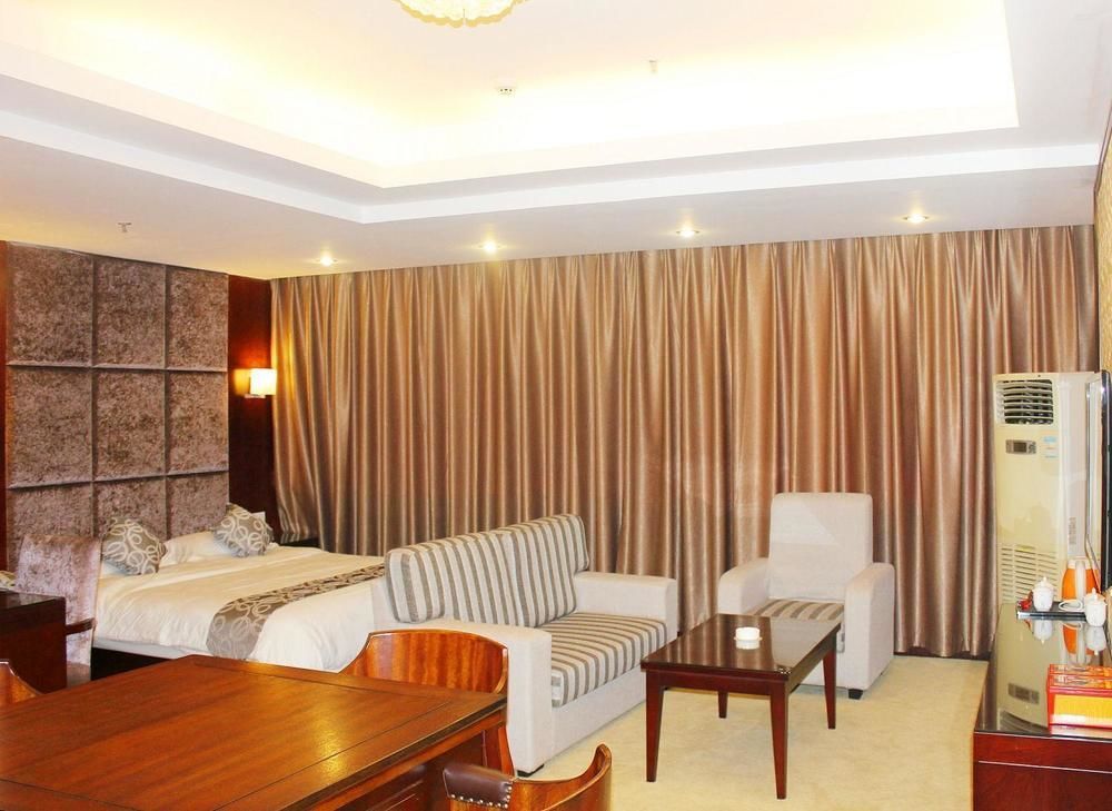 Chengdu Ronghome Hotel 외부 사진
