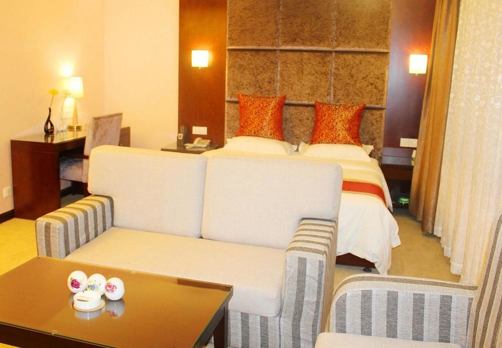 Chengdu Ronghome Hotel 외부 사진