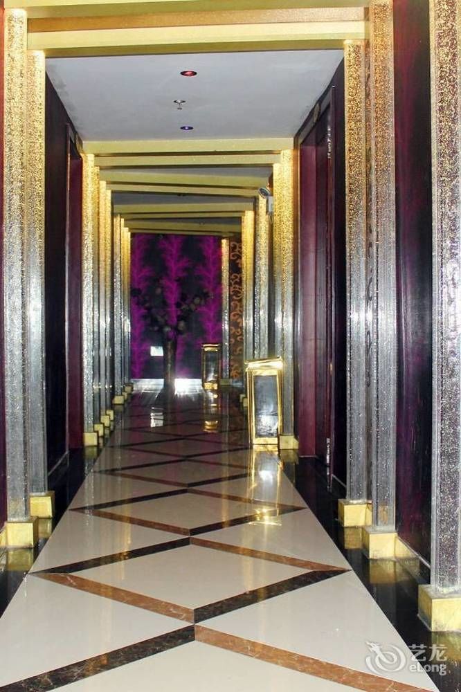 Chengdu Ronghome Hotel 외부 사진