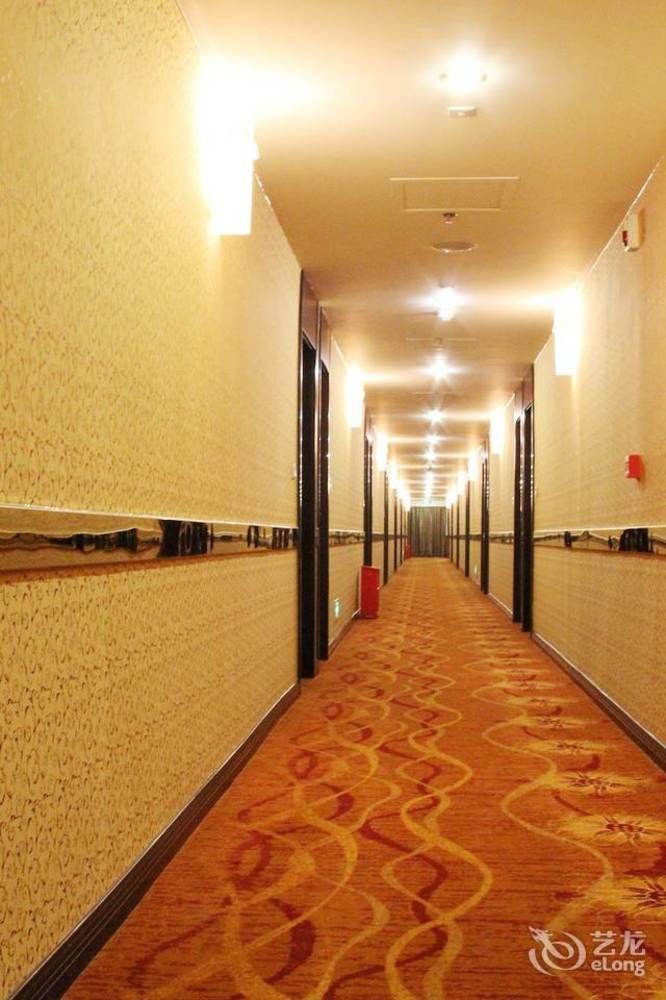 Chengdu Ronghome Hotel 외부 사진