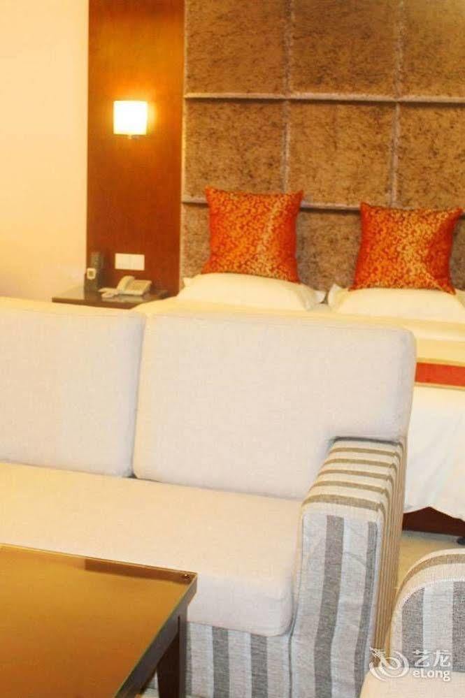 Chengdu Ronghome Hotel 외부 사진
